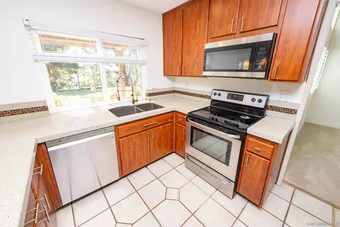 10477 Pine Grv, Spring Valley, CA 91978 photo 10