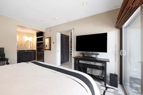 Bedroom - 7700 Parkway Dr #4, La Mesa, CA 91942 photo 2 of 2
