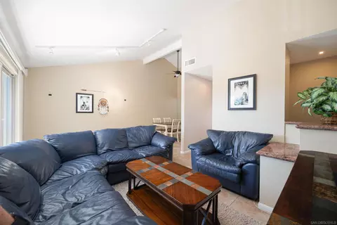 Living - 7700 Parkway Dr #4, La Mesa, CA 91942 photo 3 of 4