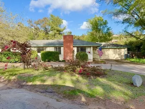 4491 Monahan Rd, La Mesa, CA 91941