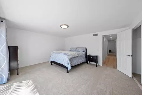 Bedroom - 17221 Cloudcroft Dr, Poway, CA 92064 photo 7 of 9