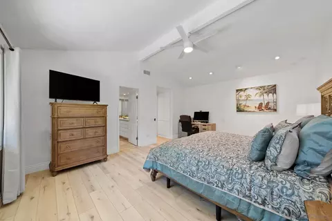 Bedroom - 17221 Cloudcroft Dr, Poway, CA 92064 photo 4 of 9