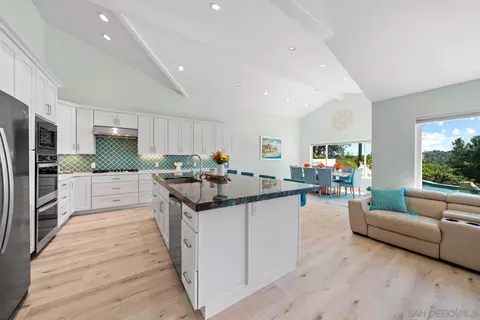 Kitchen - 17221 Cloudcroft Dr, Poway, CA 92064 photo 1 of 4