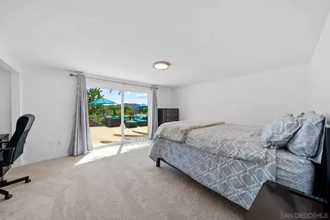Bedroom - 17221 Cloudcroft Dr, Poway, CA 92064 photo 5 of 9