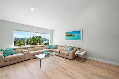 Living - 17221 Cloudcroft Dr, Poway, CA 92064 photo 1 of 5