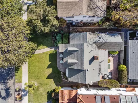 View/Area - 310 J Ave, Coronado, CA 92118 photo 2 of 4