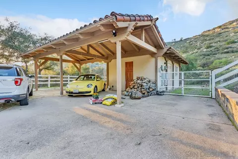 Exterior - 14940 Oak Trail Ct, Poway, CA 92064 photo 13 of 16