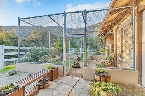 Exterior - 14940 Oak Trail Ct, Poway, CA 92064 photo 14 of 16