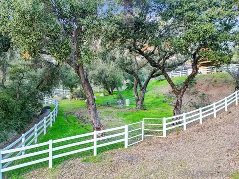 Exterior - 14940 Oak Trail Ct, Poway, CA 92064 photo 16 of 16