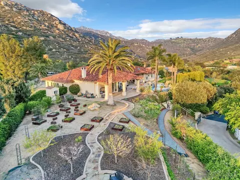 Exterior - 14940 Oak Trail Ct, Poway, CA 92064 photo 6 of 16