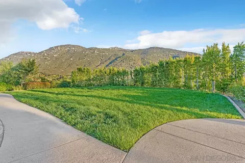 Exterior - 14940 Oak Trail Ct, Poway, CA 92064 photo 9 of 16