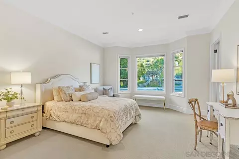 Bedroom - 14940 Oak Trail Ct, Poway, CA 92064 photo 4 of 7