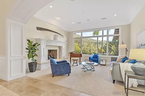 Living - 14940 Oak Trail Ct, Poway, CA 92064 photo 1 of 6