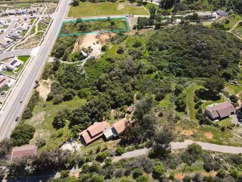 16 Rhinehart Dr #16, Valley Center, CA 92082