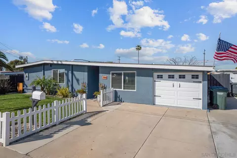 Exterior - 744 Oneonta Ave, Imperial Beach, CA 91932 photo 2 of 10