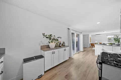 Entry Way - 744 Oneonta Ave, Imperial Beach, CA 91932 photo 2 of 2