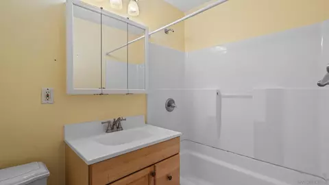 Bath - 10019 Settle Rd, Santee, CA 92071 photo 2 of 2