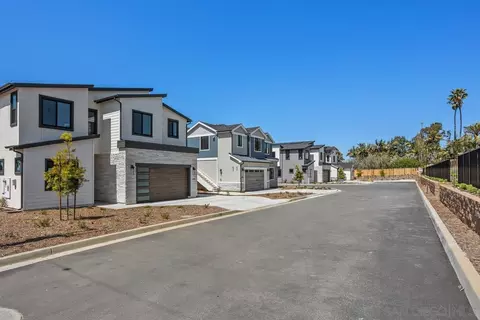 1748 Whaley St, Oceanside, CA 92054 photo 3