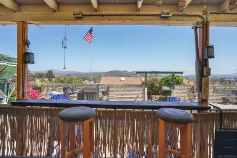 9537 E Hartland Cir, Santee, CA 92071 photo 5
