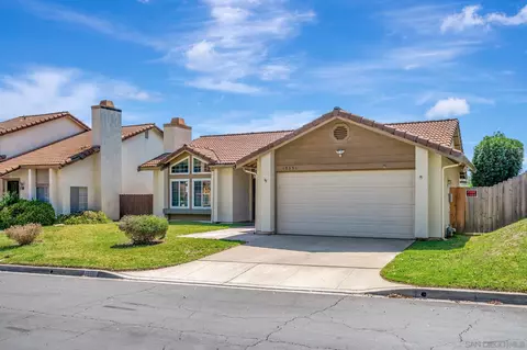 10351 Paseo Park Dr, Lakeside, CA 92040