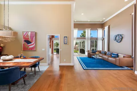 15552 Walton Heath Row, San Diego, CA 92128