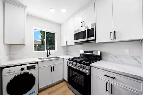 8494-98 Hillcrest Ave, La Mesa, CA 91941 photo 22