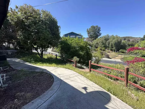 9515 Petite Ln, Lakeside, CA 92040 photo 44