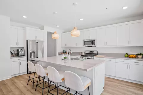 Kitchen - 35111 Cooper Pl, Fallbrook, CA 92028 photo 5 of 5