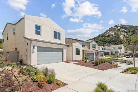 Exterior - 35111 Cooper Pl, Fallbrook, CA 92028 photo 2 of 6