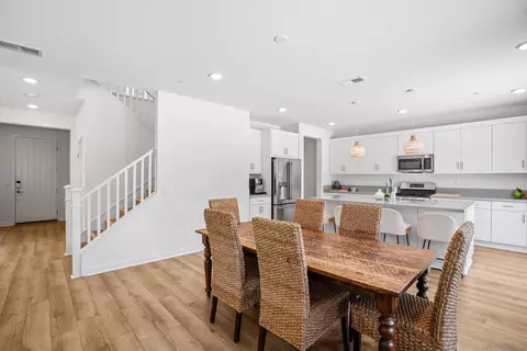 Dining - 35111 Cooper Pl, Fallbrook, CA 92028 photo 1 of 1