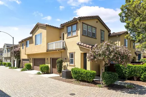 1564 Rose Garden Ln, Chula Vista, CA 91915