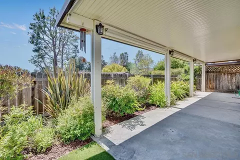 Exterior - 2410 Nielsen St, El Cajon, CA 92020 photo 6 of 8
