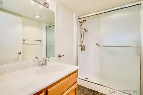 Bath - 2410 Nielsen St, El Cajon, CA 92020 photo 2 of 4