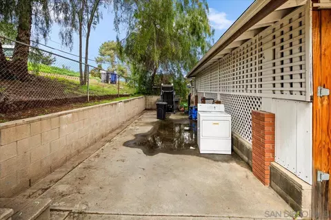 8719 Gardena Rd, Lakeside, CA 92040 photo 25