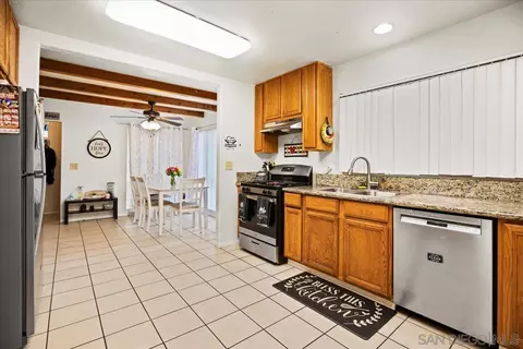 8719 Gardena Rd, Lakeside, CA 92040 photo 10