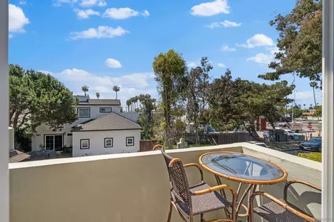 6755 Tyrian St, La Jolla, CA 92037 photo 25
