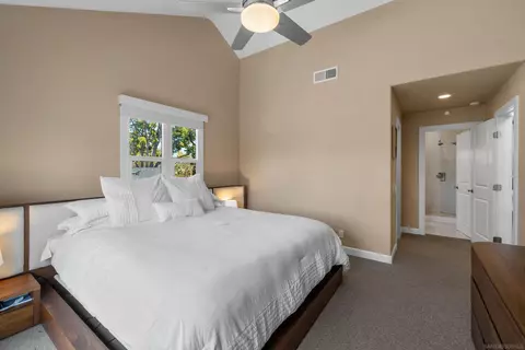 6755 Tyrian St, La Jolla, CA 92037 photo 23