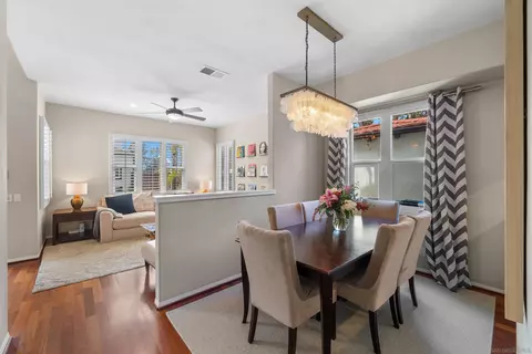 6755 Tyrian St, La Jolla, CA 92037 photo 12