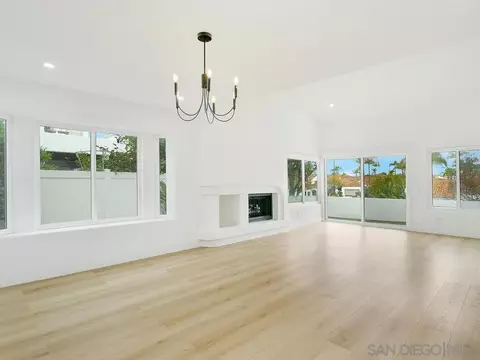 4951 Delos Way, Oceanside, CA 92056 photo 5