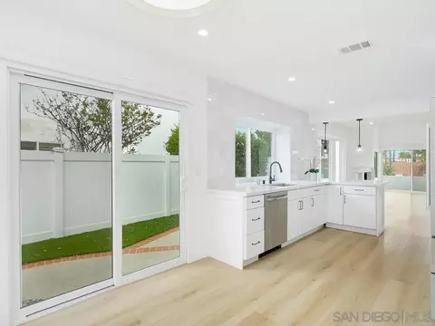 4951 Delos Way, Oceanside, CA 92056 photo 11