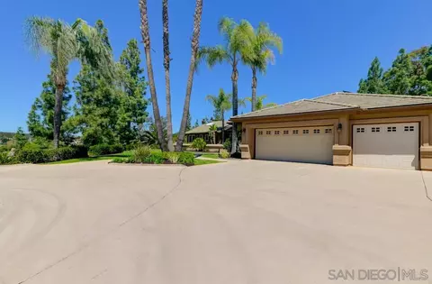 15354 Broad Oaks Rd, El Cajon, CA 92021 photo 6