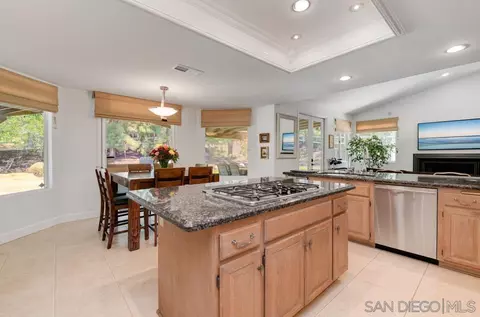 15354 Broad Oaks Rd, El Cajon, CA 92021 photo 17