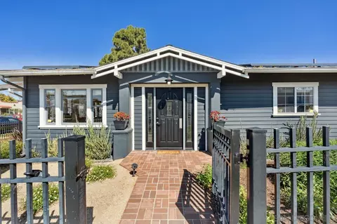 Exterior - 402 N Nevada St, Oceanside, CA 92054 photo 5 of 13