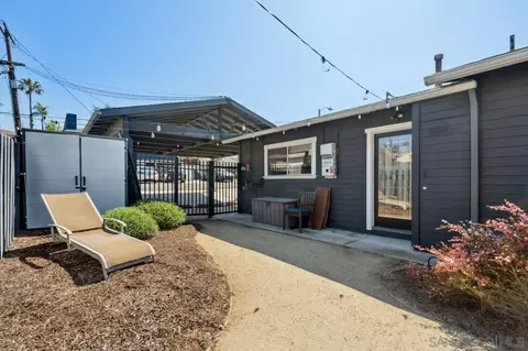 Exterior - 402 N Nevada St, Oceanside, CA 92054 photo 11 of 13