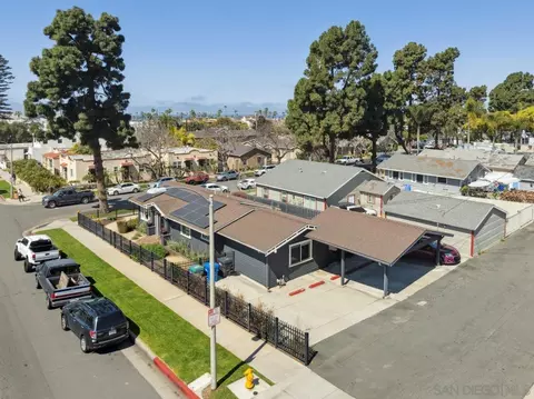 View/Area - 402 N Nevada St, Oceanside, CA 92054 photo 2 of 10