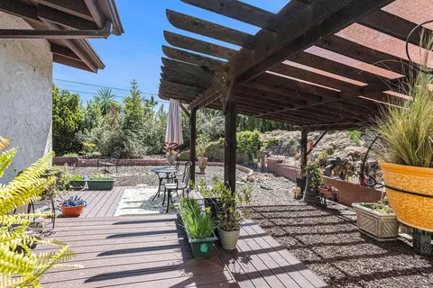 Exterior - 4336 Crestview Dr, La Mesa, CA 91941 photo 12 of 18
