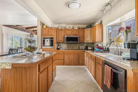 Kitchen - 4336 Crestview Dr, La Mesa, CA 91941 photo 1 of 1