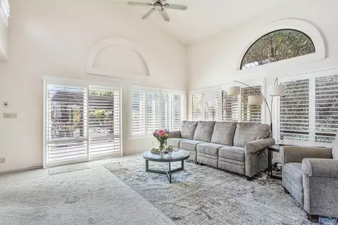 Living - 4336 Crestview Dr, La Mesa, CA 91941 photo 5 of 9
