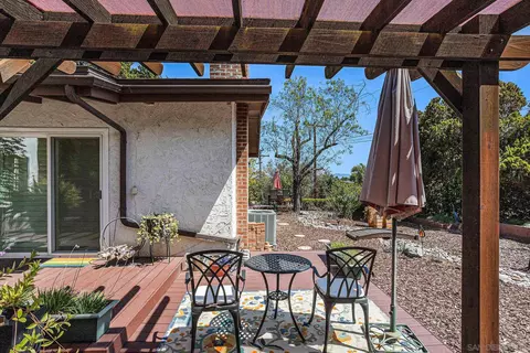 Exterior - 4336 Crestview Dr, La Mesa, CA 91941 photo 14 of 18