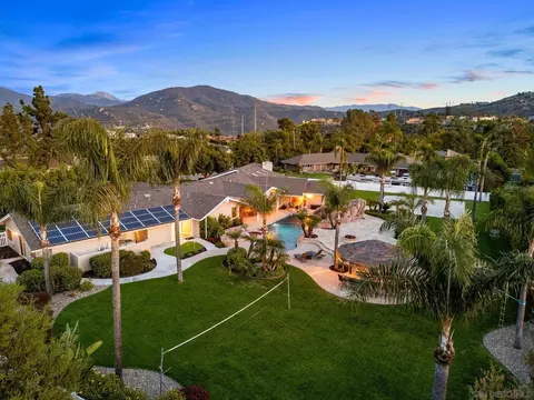 650 Colinas Mira, El Cajon, CA 92019